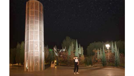 «نه هر که آینه سازد ... »؛ در حاشیه‌ی نمایشگاه رویارویی با نمایشگاه‌گزاری رهام شیراز