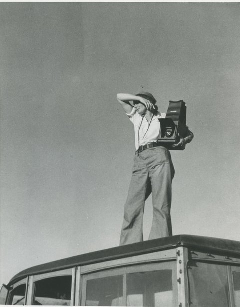 لانگ در تگزاس، ۱۹۳۷ - عکاس: پاول. اس. تیلور، ۱۹۳۷</p>


<p><br />
